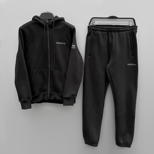 Спортивный костюм Adidas на флисе